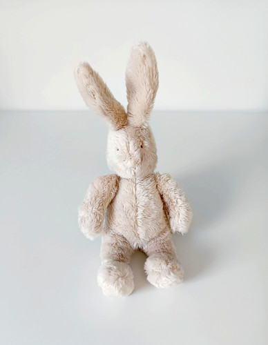 Peluche doudou petit - petit, hochet